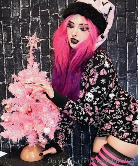 lilacfablesfree star sexy img