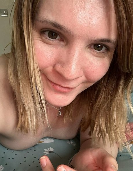 ladysharp exclusive star img