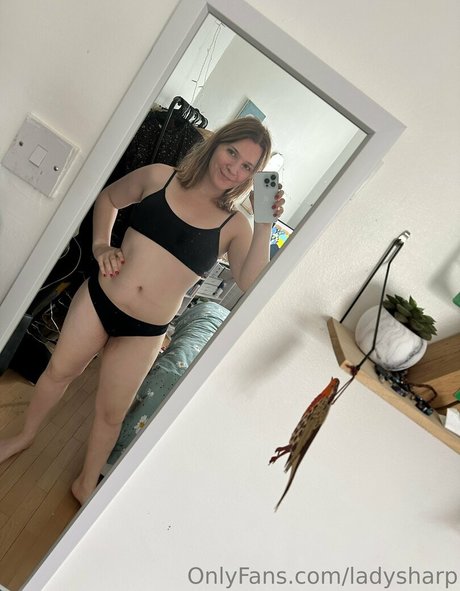 ladysharp naked star photos