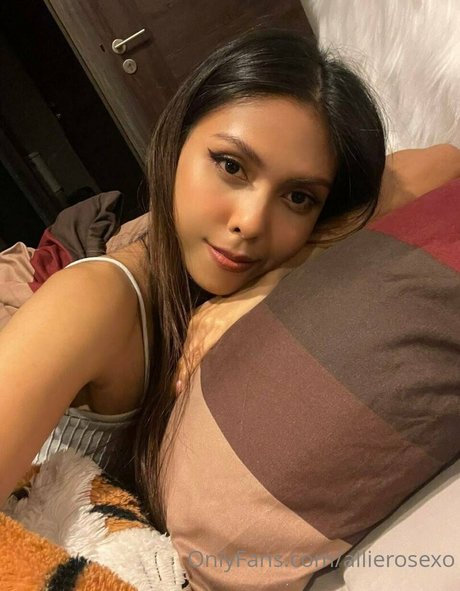 allierosexo model hot gallery