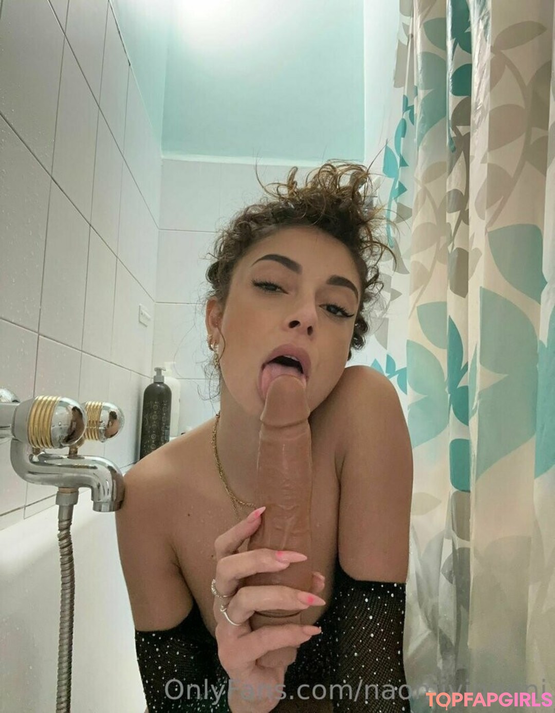blowjob shower onlyfans art xxx gallery