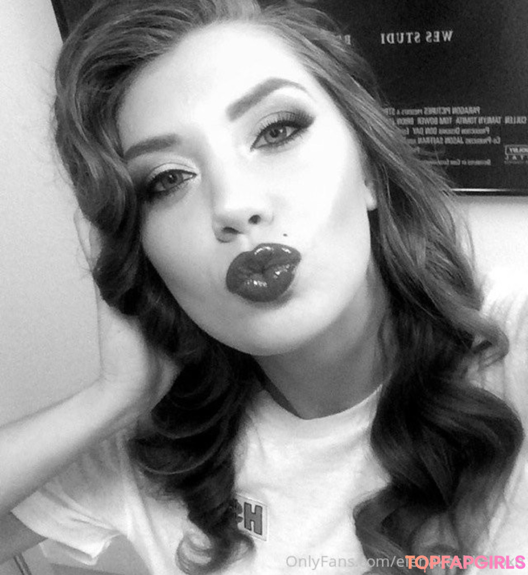 Elenakoshkaxoxo free pornstar archive
