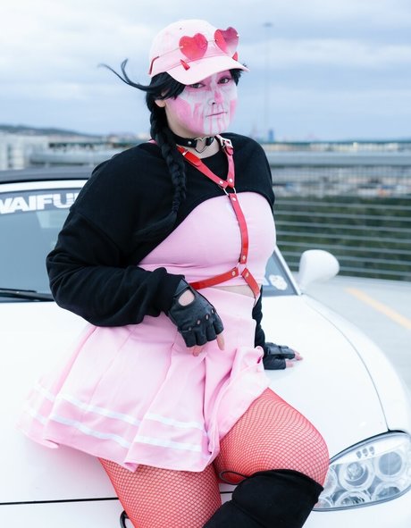 CloverCosplays nice actress image