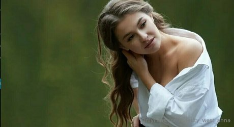 baeuty west anna xxx actress pictures