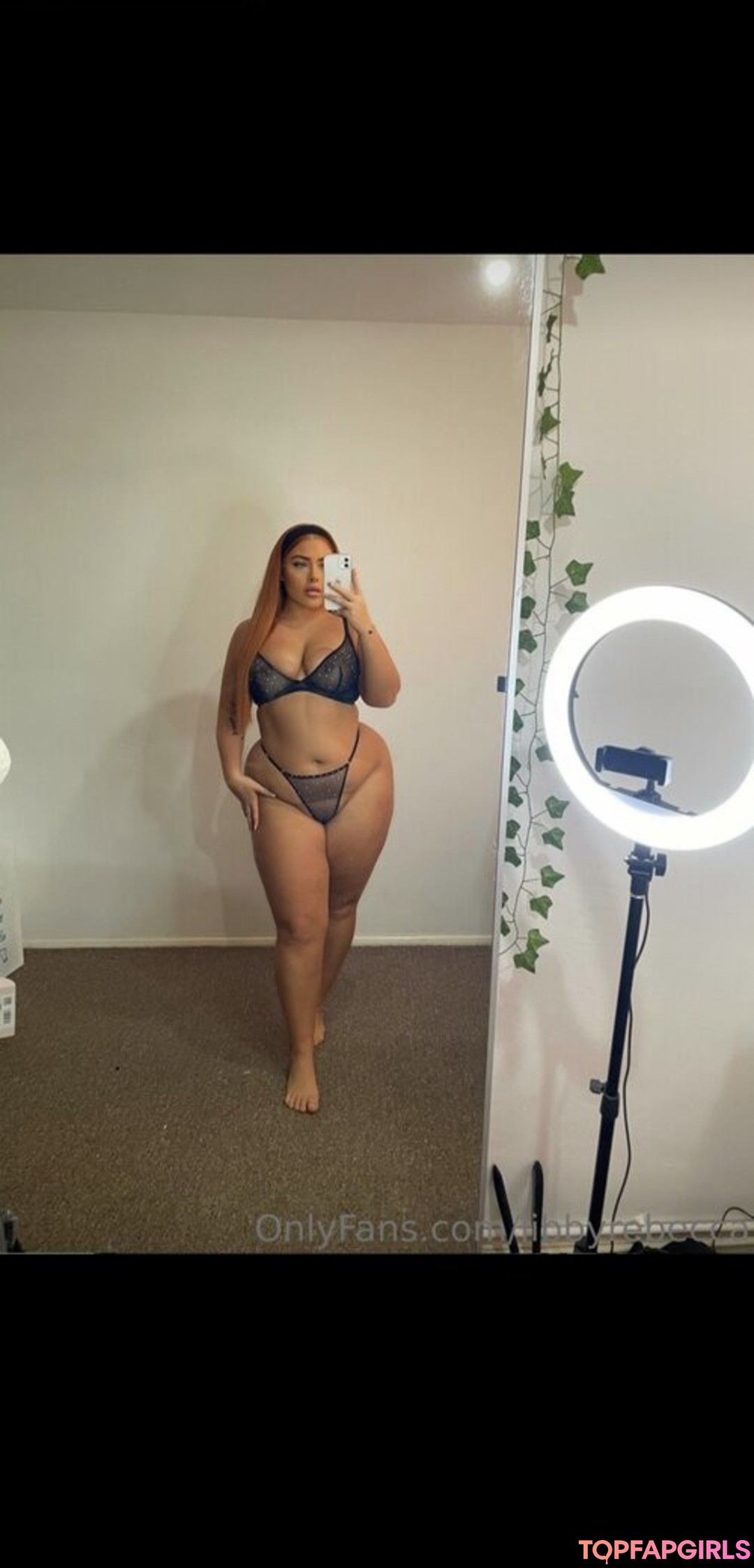 libbyrebecca nudes model pic