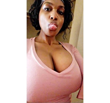 Riv Jones nice pornstar photos