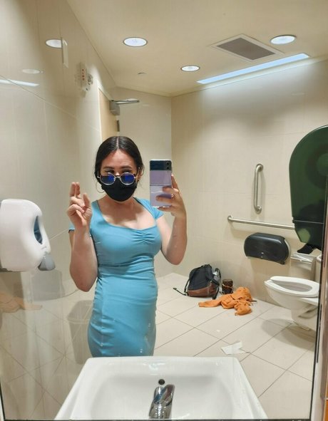 nerdy teen onlyfans hot pic