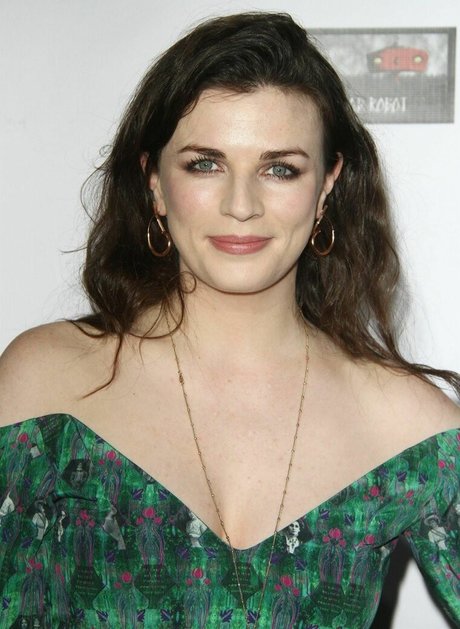 Aisling Bea pornstar best image