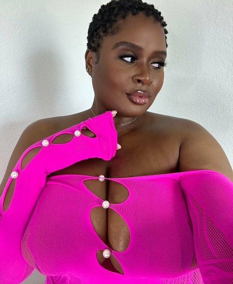 lingerieloungefree pornstar gallery