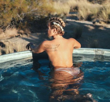 gallega onlyfans art nude archive