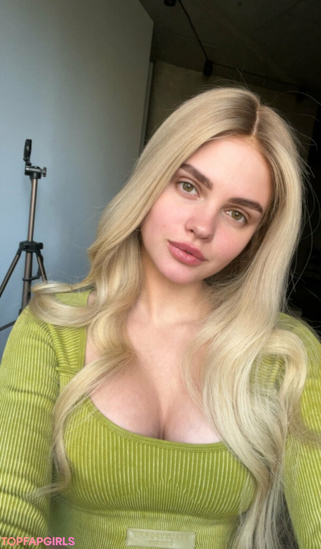 Angelsetfree adult actress pics