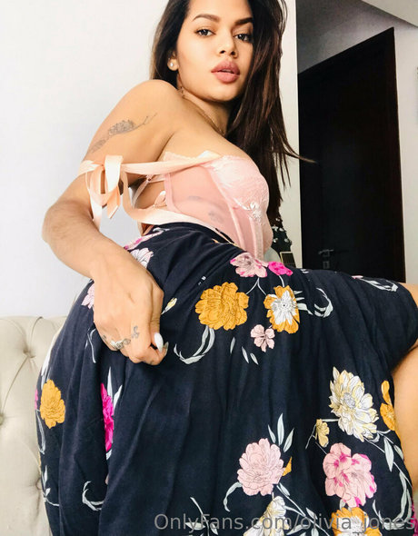 sofia jones2 high quality pornstar picture