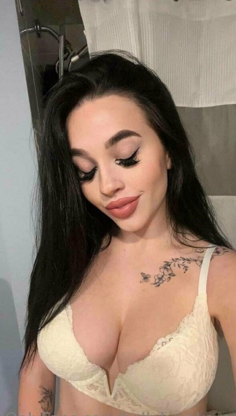 bellabrooksxo model sex images