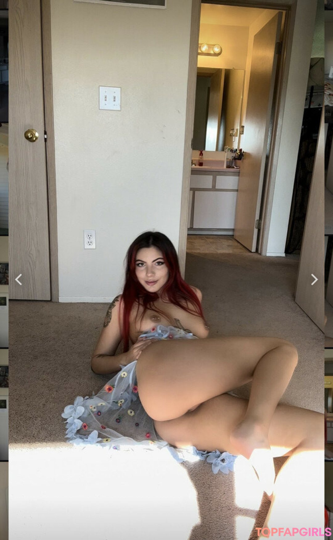 Baristawithtats nudes model picture