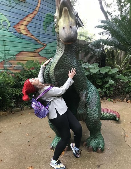 giapaige art star picture