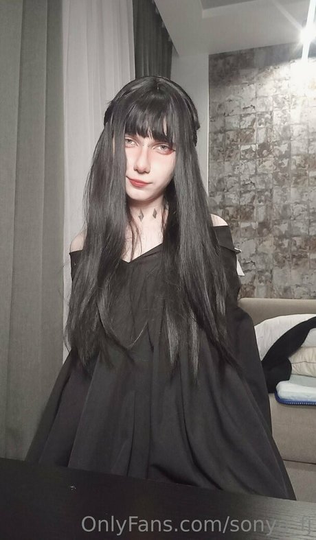 sonya fj nude model img