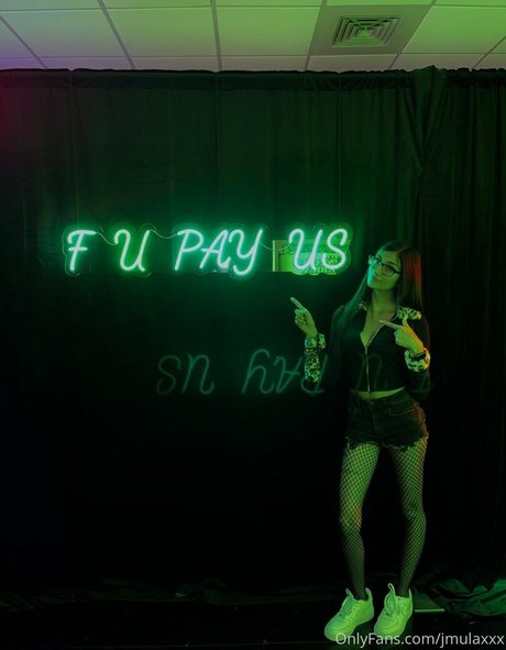 Jenelle Mathew hot model archive