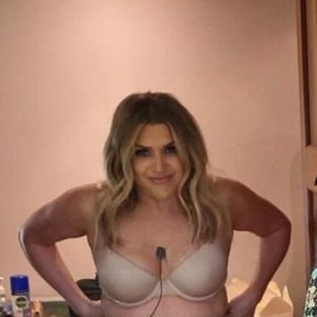 Anna Williamson free actress img