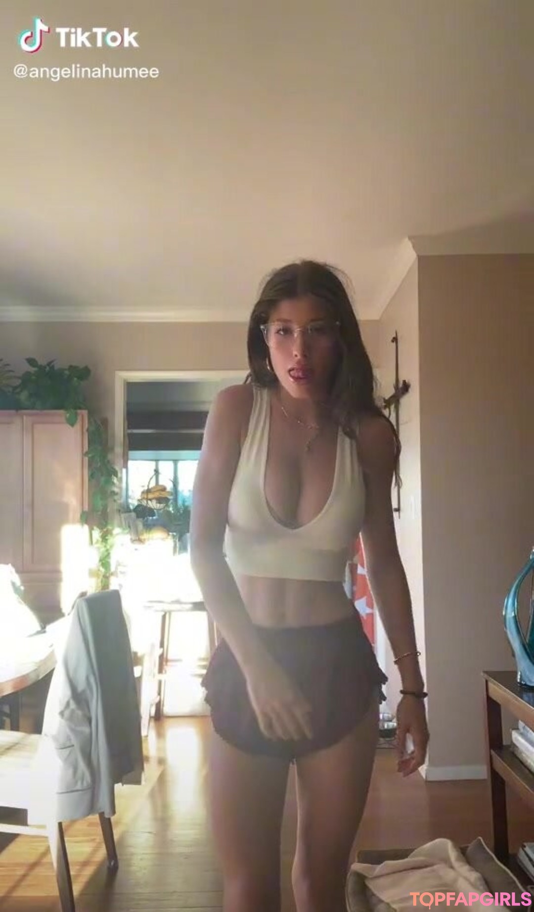 Angelina Grace model pornographic images