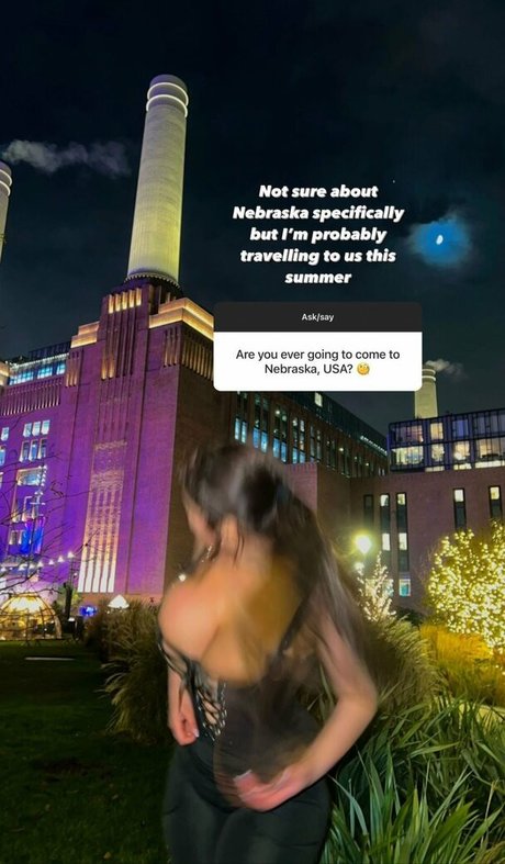 tiny onlyfans art naked photos