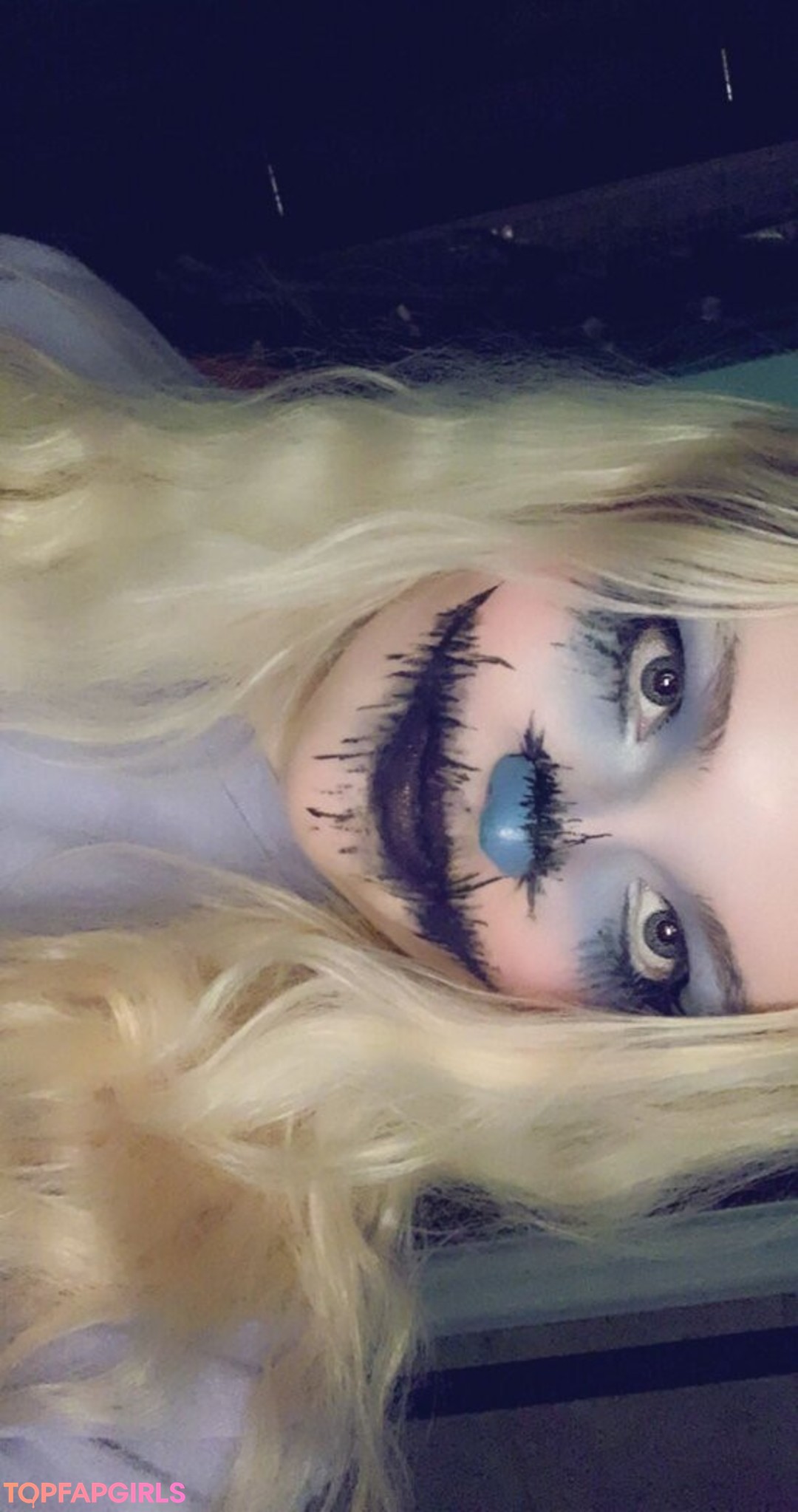 Lexy Kagamine model nude photo