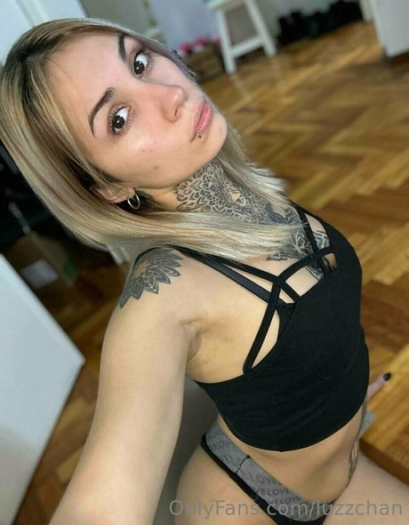 army milf onlyfans hot nude photos