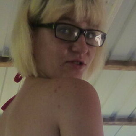 lanueta21 erotic star pic