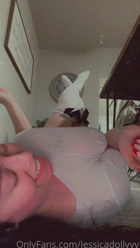 Jessicadollyyy art star pictures