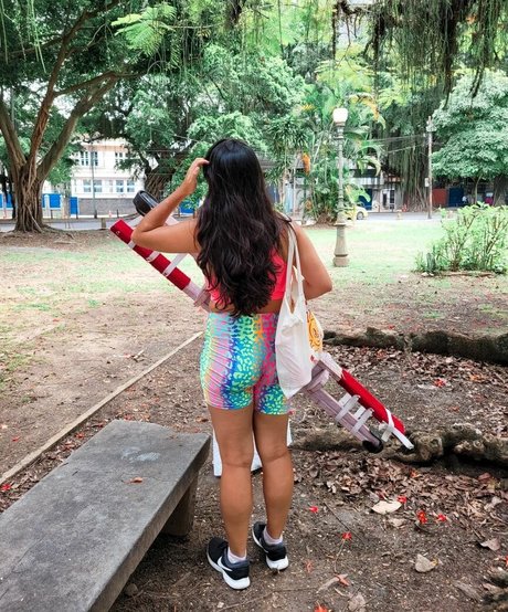 Bella Barp perfect model pics