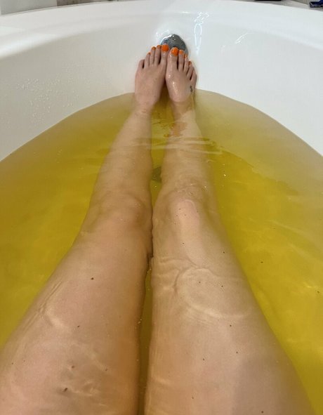 Amelie Dubon xxx actress pic