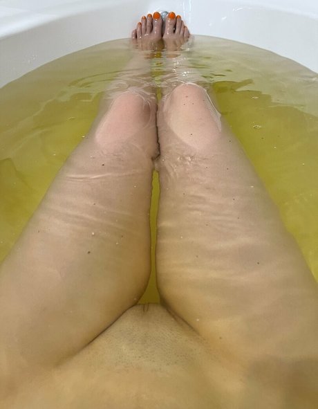 Amelie Dubon star pretty images