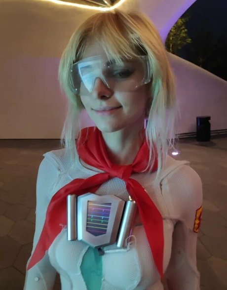 Oleviia cyber star hd images