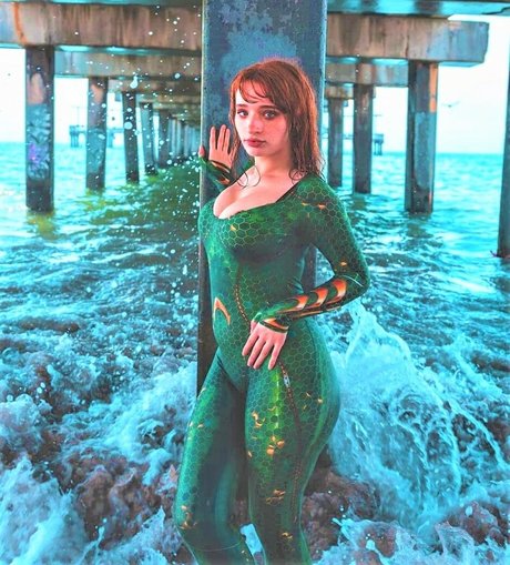 busty onlyfans exclusive picture