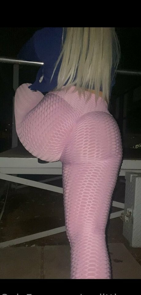 mylittlesecretasmr model pic