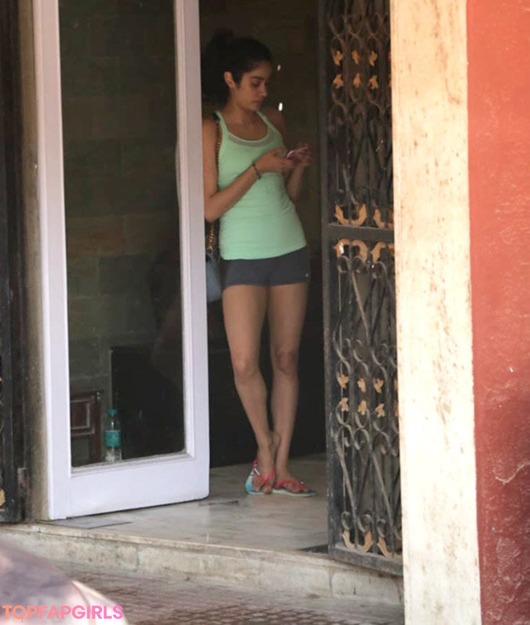 Janhvi Kapoor best star photo