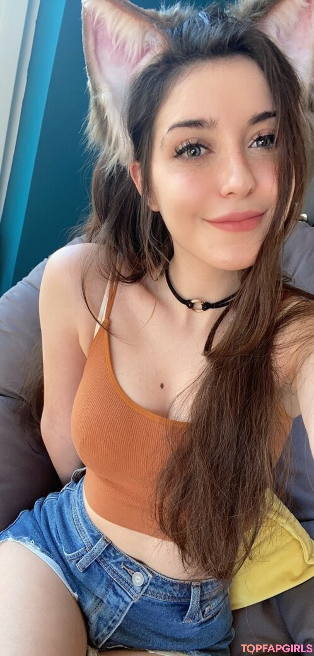 Anni The Duck sexy star galleries