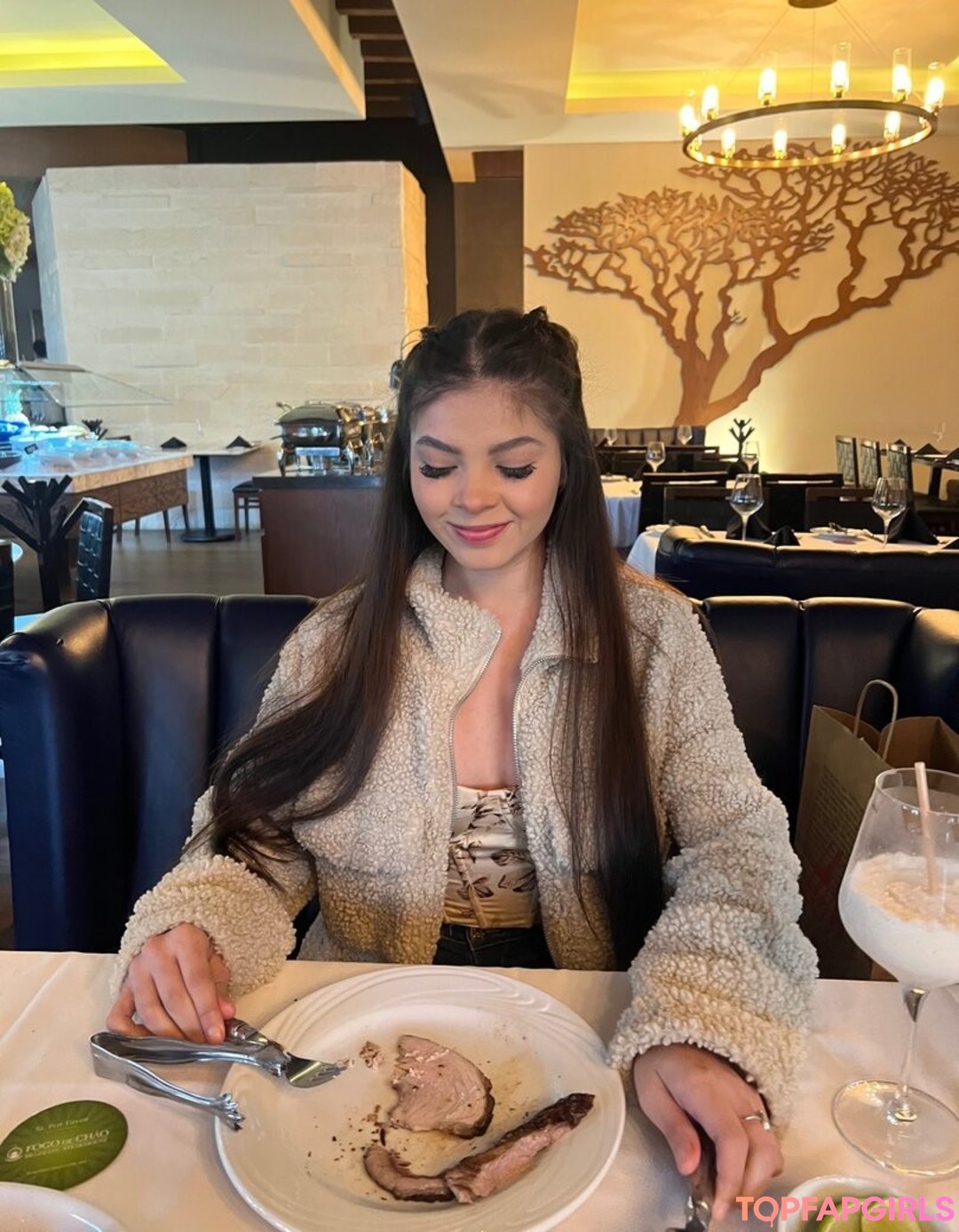 monimonitaa model erotic galleries