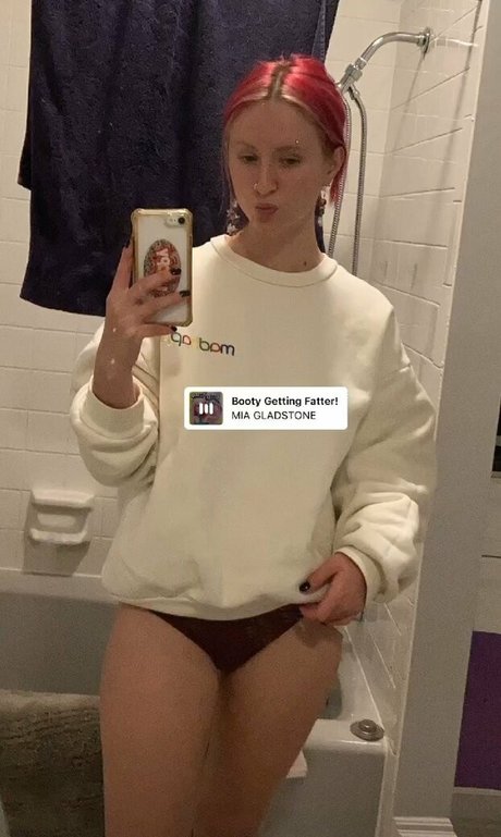 Mia Gladston star nude gallery