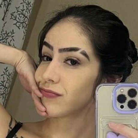 brunette petite onlyfans free naked pic