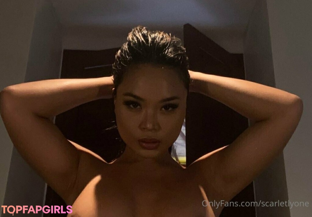 blonde babe onlyfans erotic images