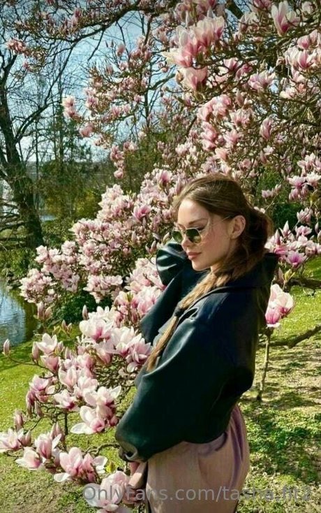 ebony wet pussy onlyfans sex picture