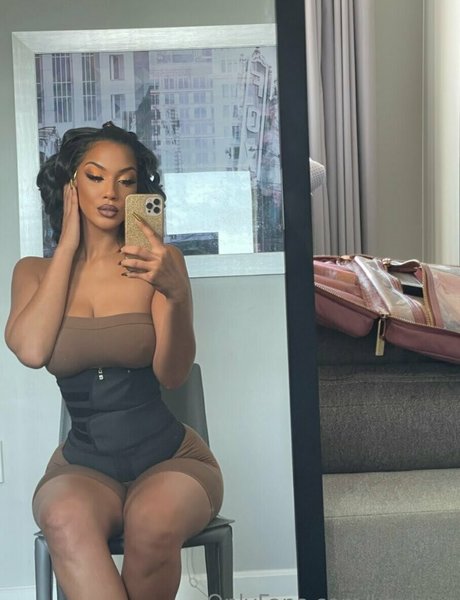 kayla v top pornstar photo