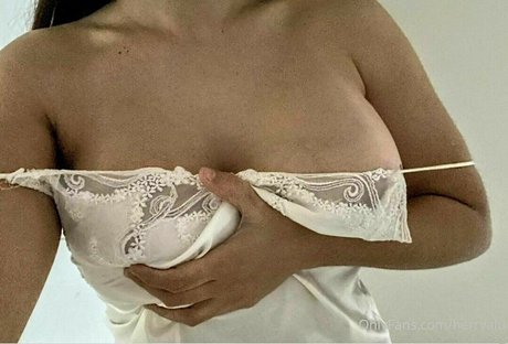 Valu Herrera erotic star photos