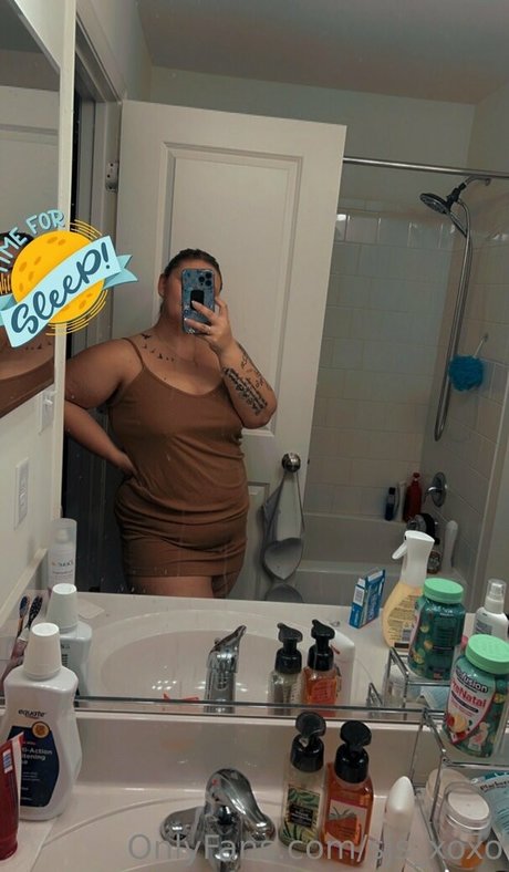 sjs xoxo pornstar img