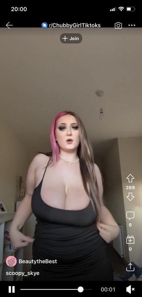 Scoopy Skye model sexy photos