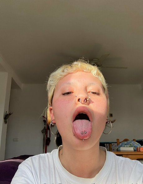 freeonlyandriu xxx star gallery