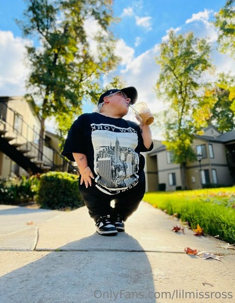 lilmissross sex pornstar photo