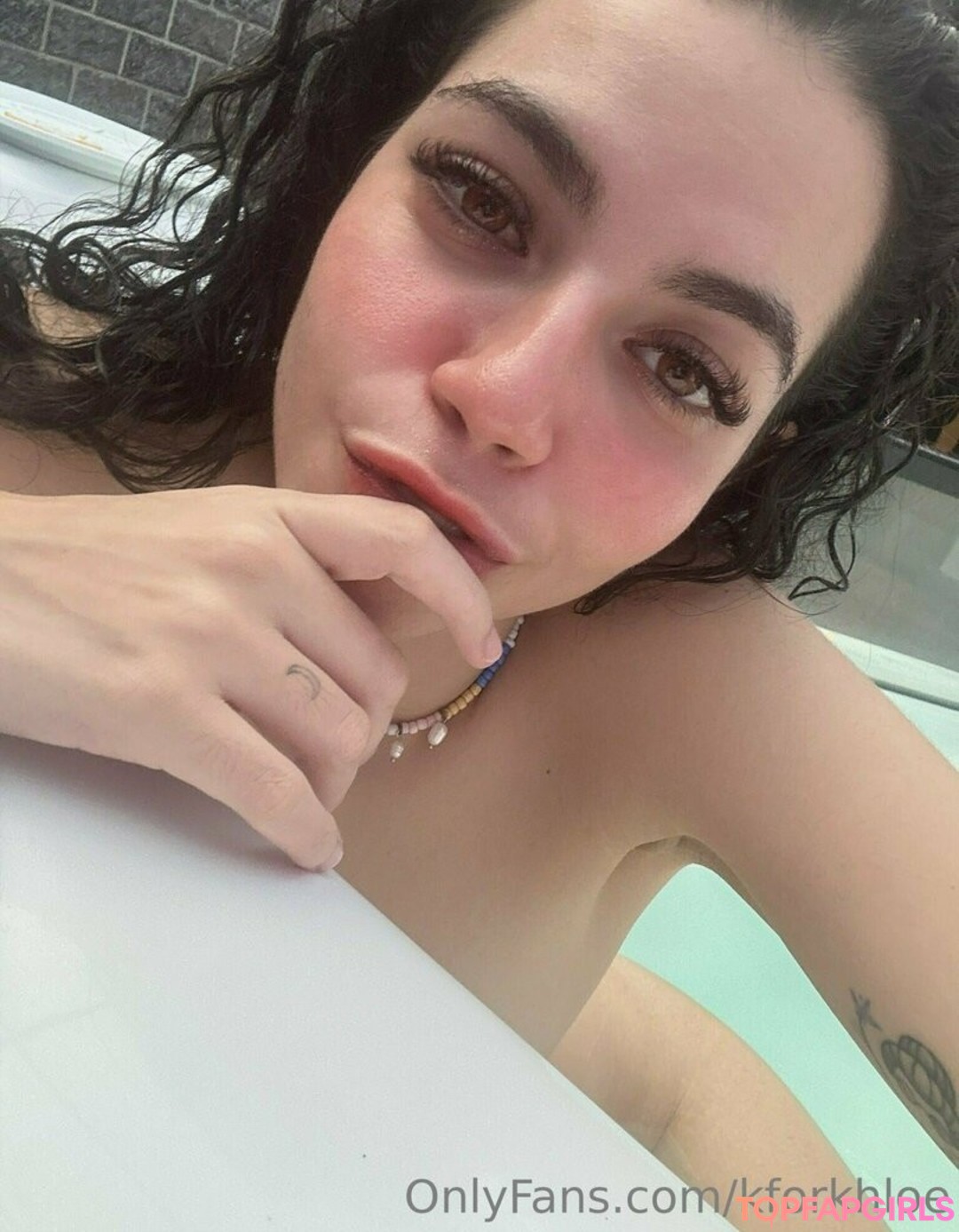 kforkhloe sex star photos