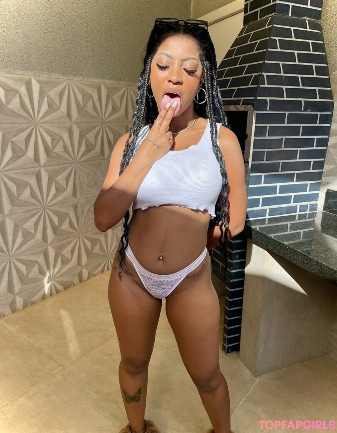 Preta Naja pretty pornstar photo