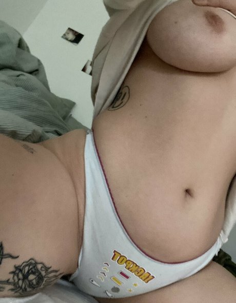 marilynwho model free pictures